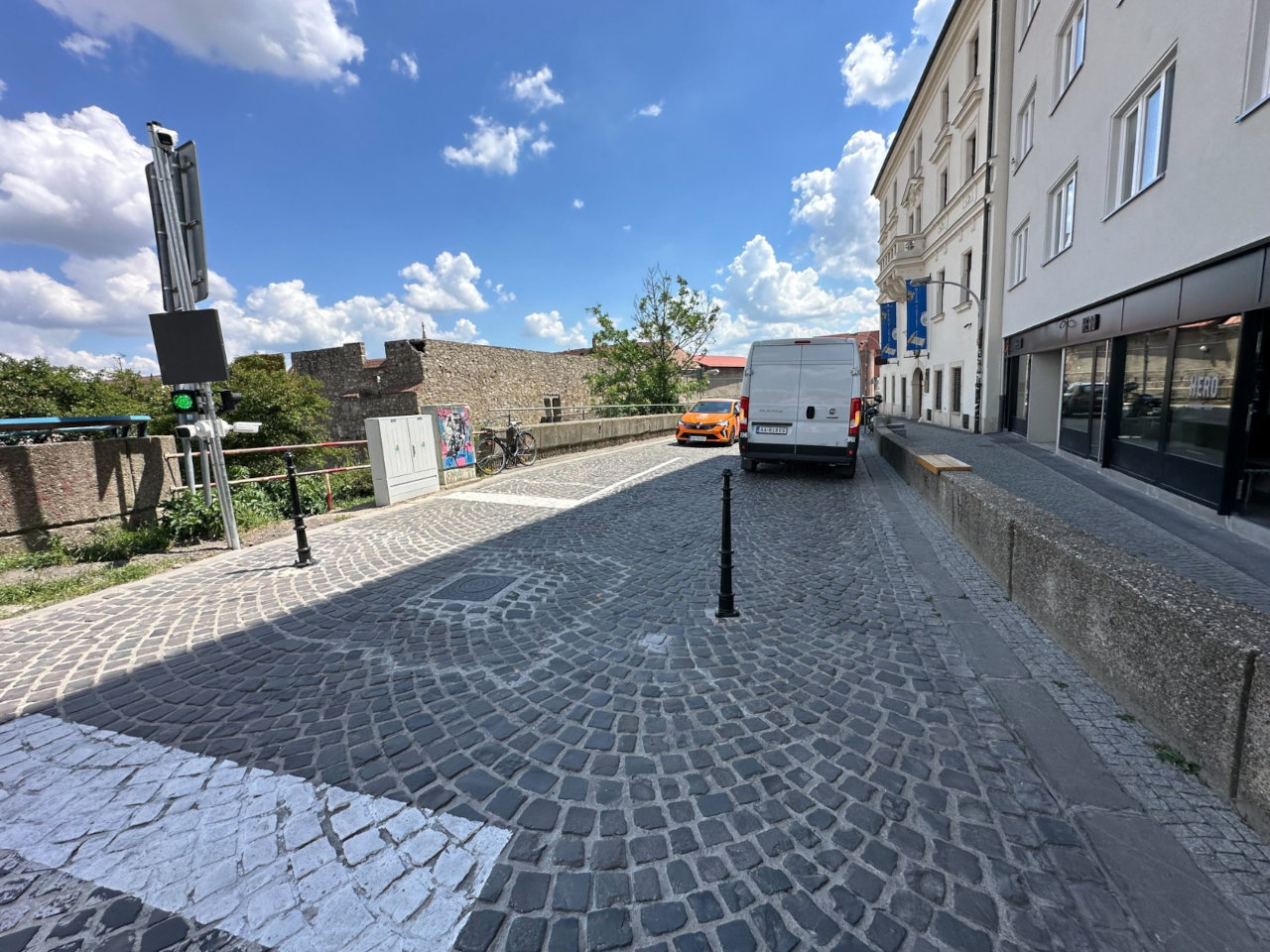 Dissuasori installati nel centro di Bratislava